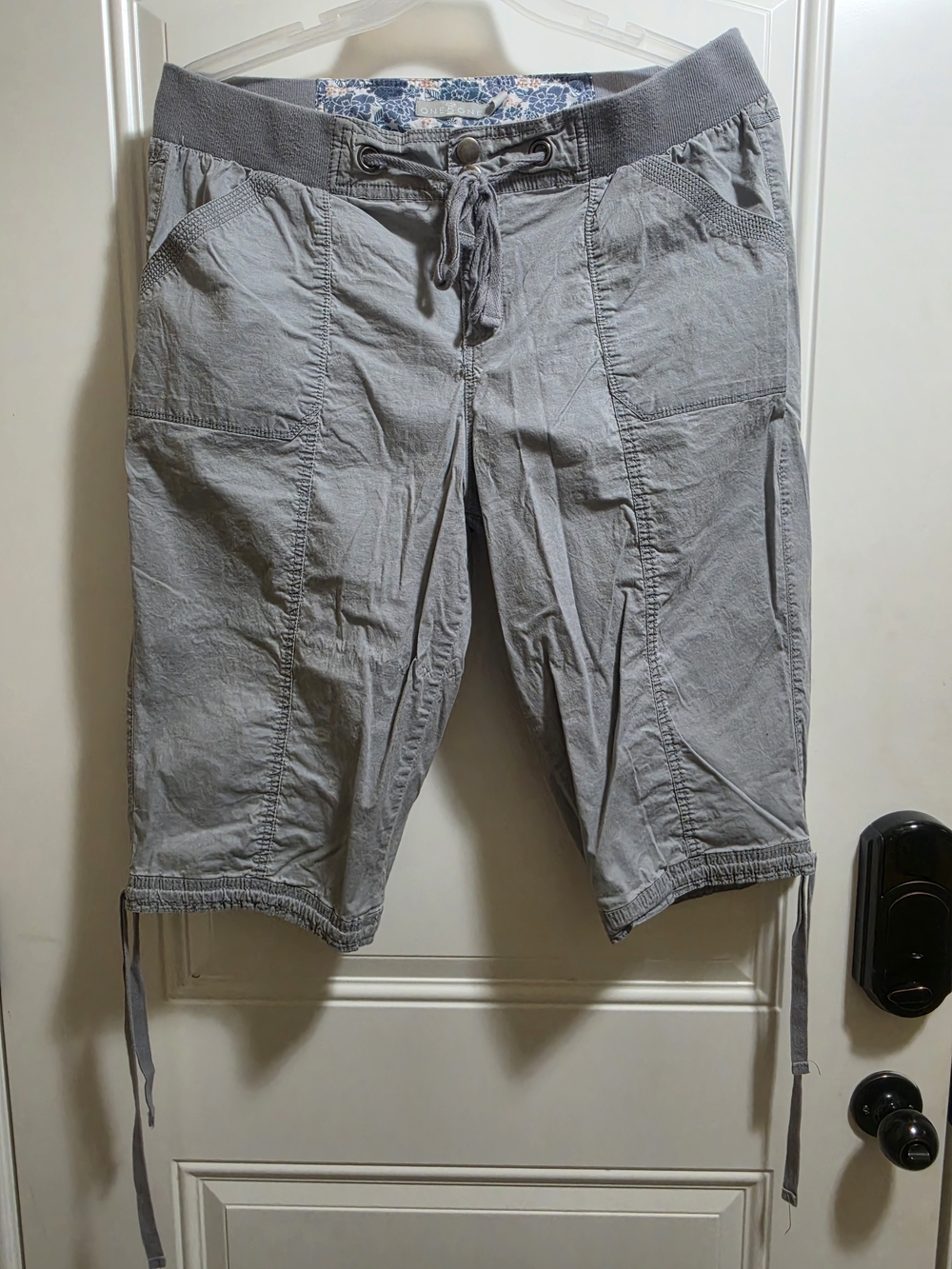 One5One XXL Gray Cargo Capris Elastic Drawstring Waist Cinch Hem Cropped Pants